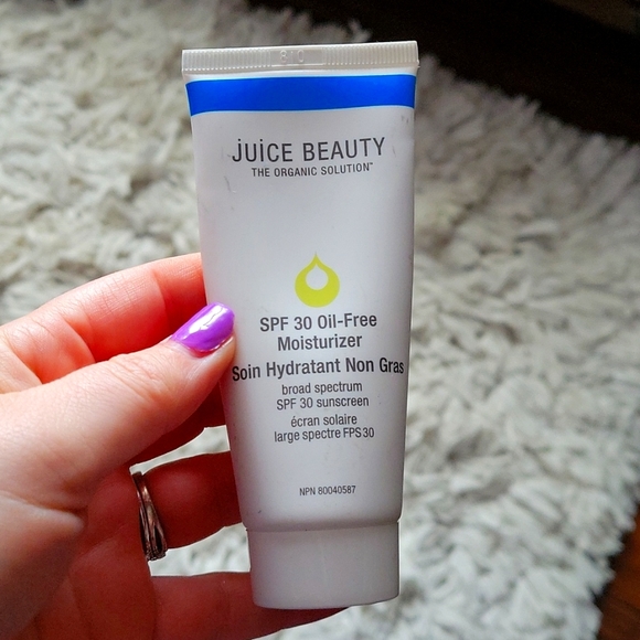 SPF 30 oil free moisturizer sunscreen - Picture 1 of 3